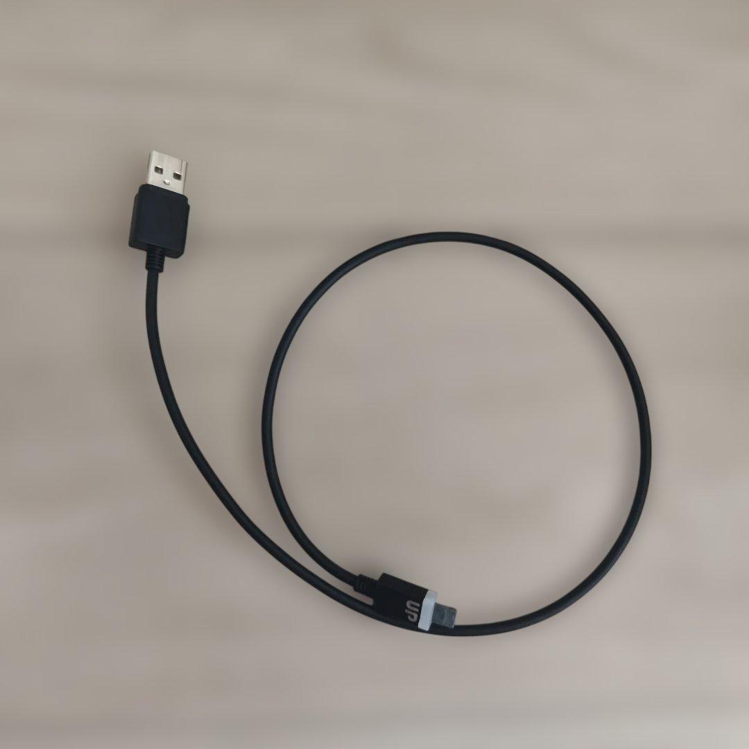 本体ipad第6世代＋ipadmini2＋USBケーブル＋ipad第6世代カバー