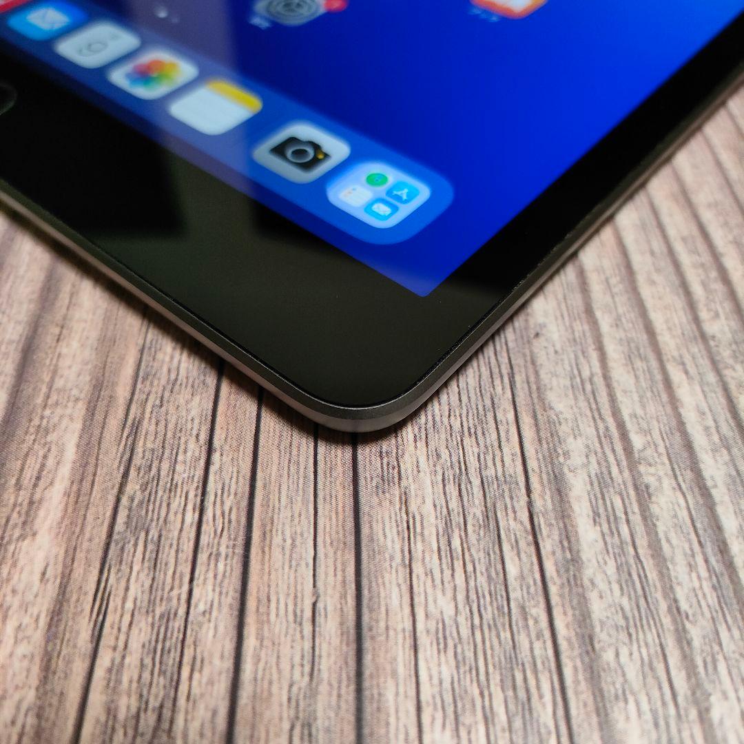 Apple iPad 第7世代 32GB SIMフリー 新品近い