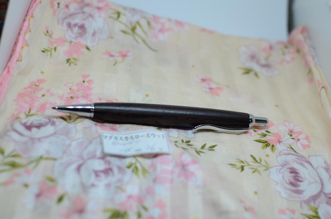 【ベル＝僕】完成いたしました。木軸　手作り　木のボールペン