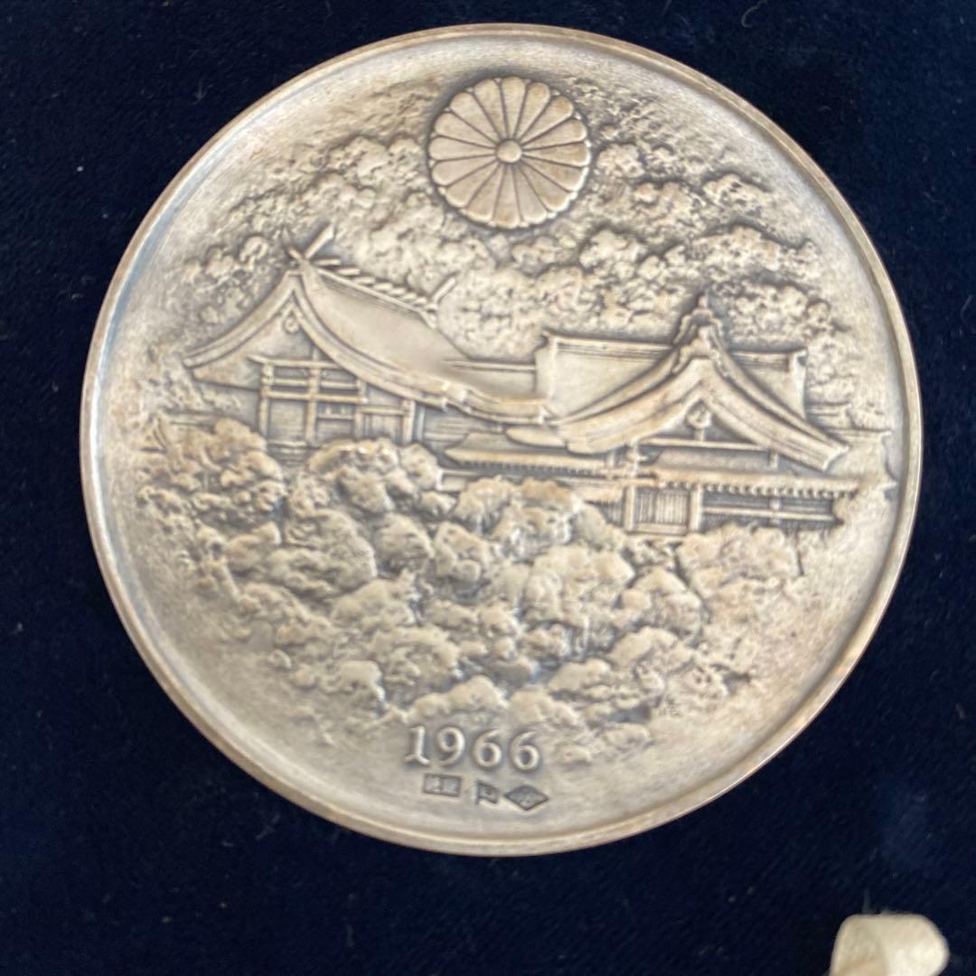 明治百年記念 明治天皇御肖像牌 純銀メダル 120.2g 箱無し　値下げ不可