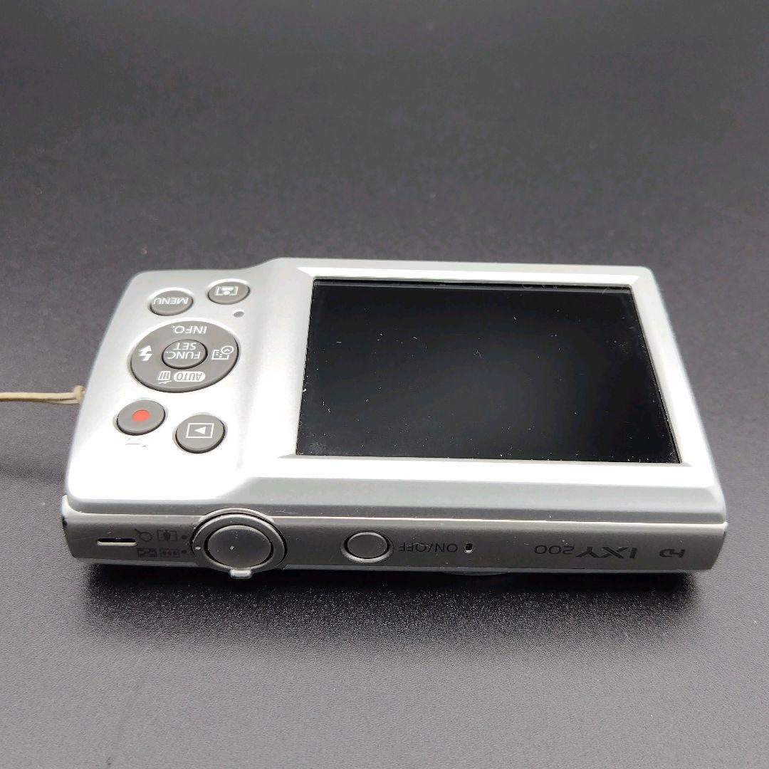 Canon IXY200 シルバー デジタルカメラ　バッテリー　充電器付き　良品