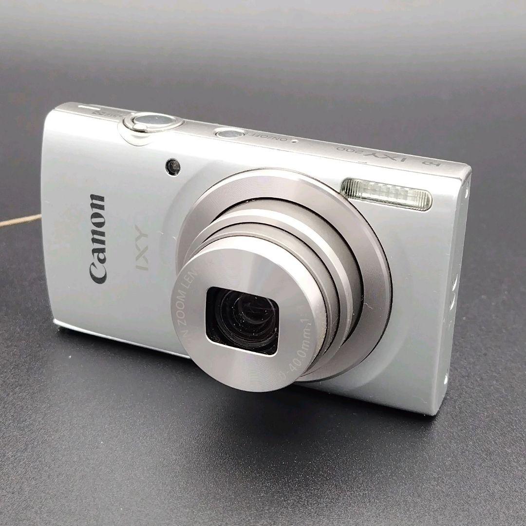 Canon IXY200 シルバー デジタルカメラ　バッテリー　充電器付き　良品