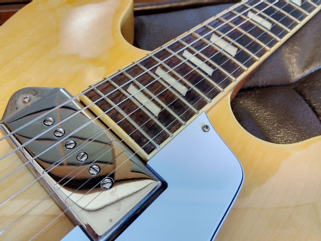 Epiphone Casino Natural （ハードケース付）