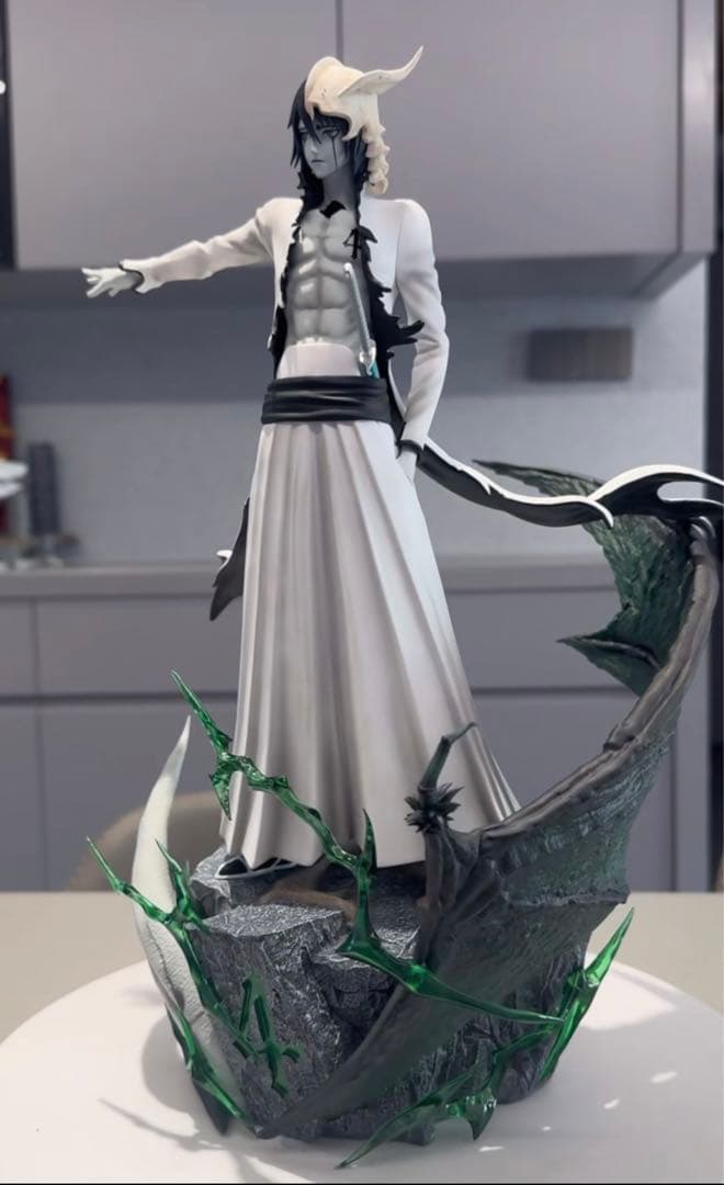 ブリーチ BLEACH 1／6スケール ウルキオラ ガレージキット フィギュア