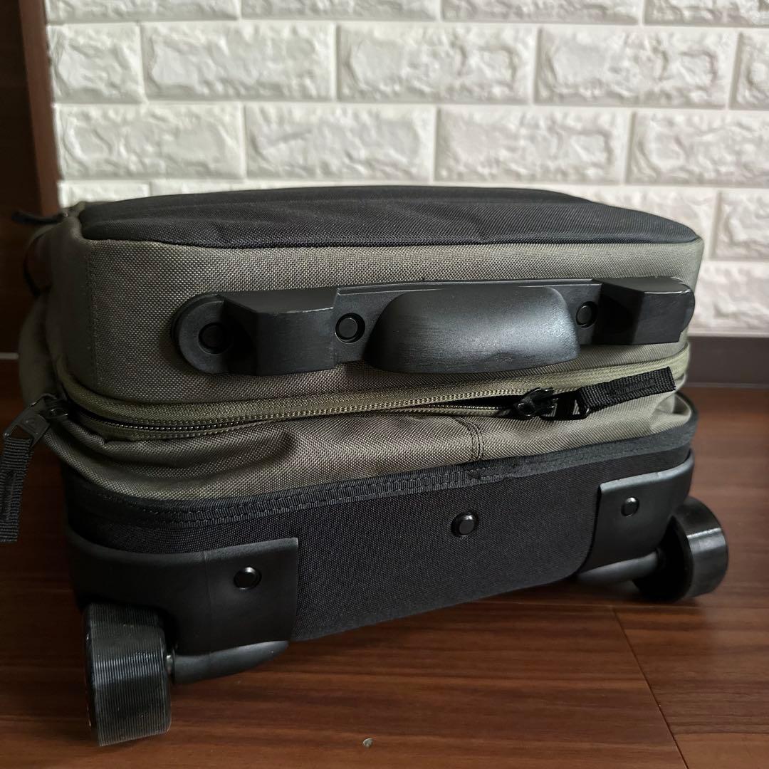 美品 Quiksilver HORIZON クイックシルバー カーキ 41L