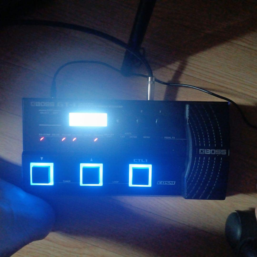 BOSS GT1 マルチエフェクター　BOSSシールド　説明書付き