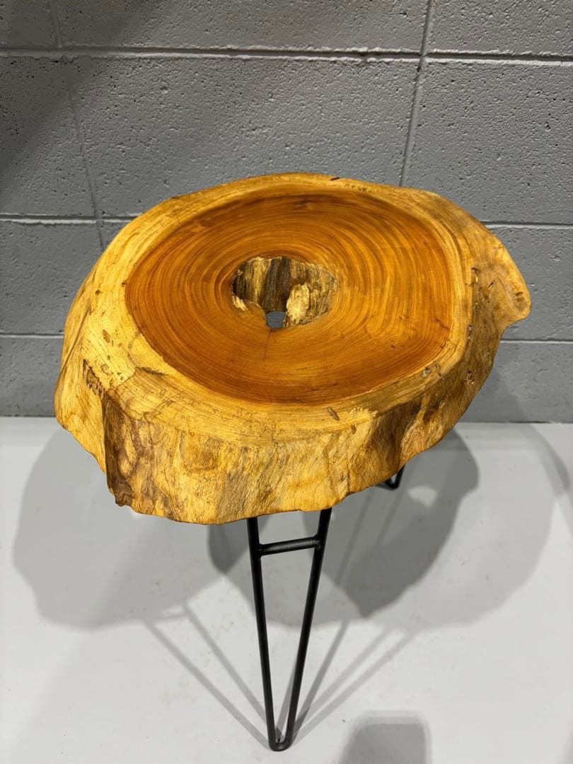 欅材サイドテーブル　ナイトテーブル　コーヒーテーブル　ミニテーブル