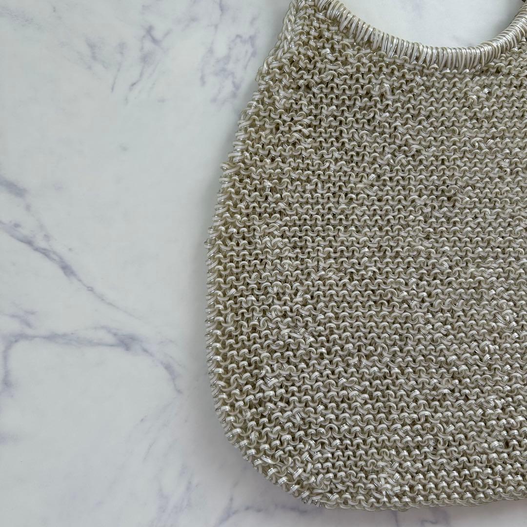 アンテプリマ ハンドバッグ オーロラ ホワイト ラウンド パーティー チェーン