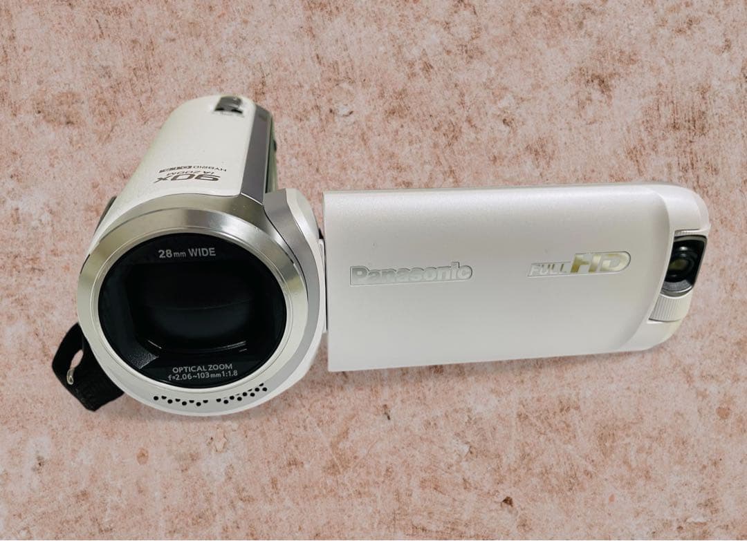 （美品）Panasonic HC-W590M ビデオカメラ ホワイト色