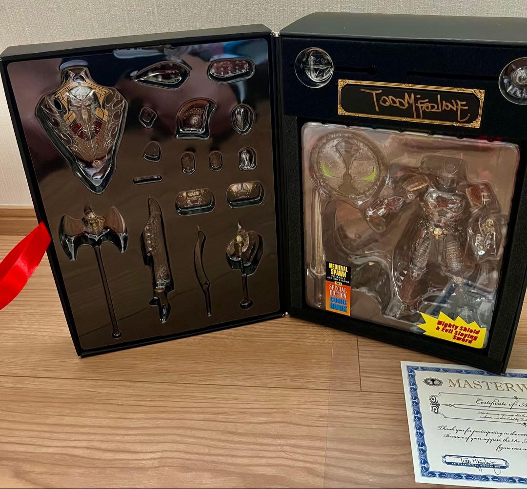 特典付き！キックスターター メディーバル・スポーン クラシックブルー フィギュア