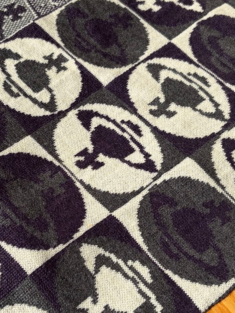 ヴィヴィアンウエストウッド マフラー オーブ柄