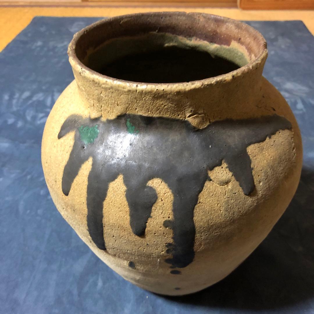 信楽之壺　模様あり