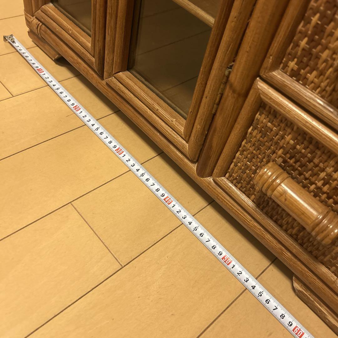 ラタン 籐家具 サイドボードチェスト 4段 ヴィンテージ ガラス扉