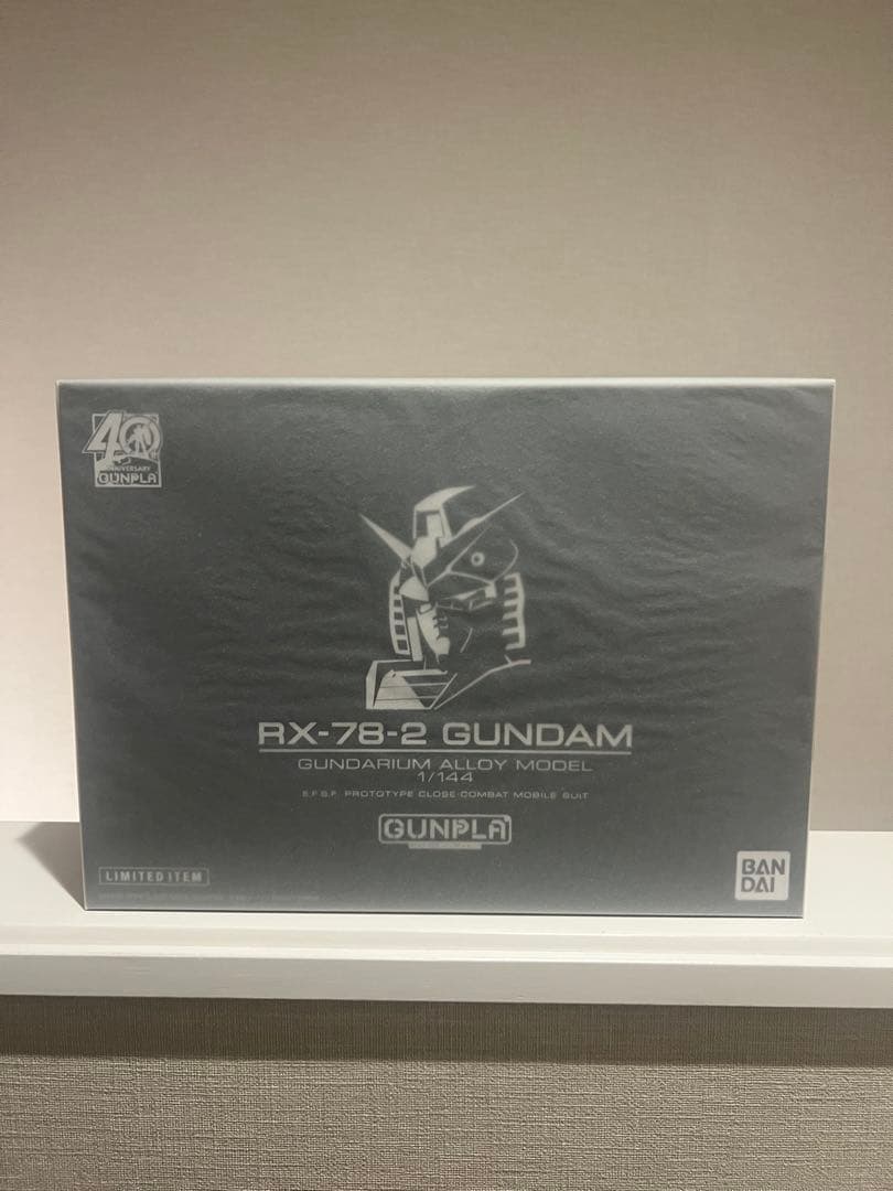 ガンダニウム合金モデル　１／144 RX-78-2 ガンダム