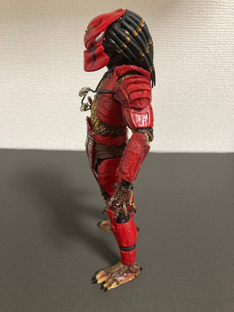 ネカ　NECA ビッグレッド　プレデター