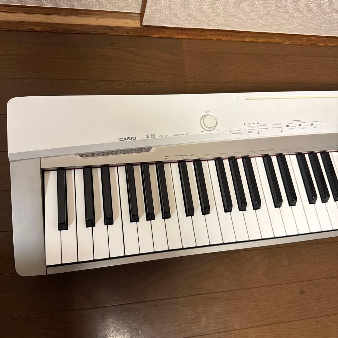 CASIO PX-130 PriviA 電子ピアノ ホワイト 88鍵盤