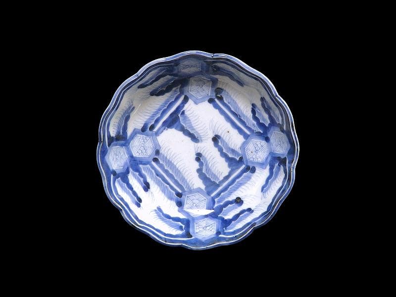 古伊万里　染付　亀甲紋に草花紋の図 膾皿　江戸期　D568AS-fbsx