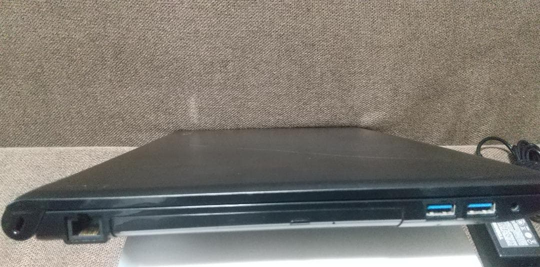 TOSHIBA dynabook B65/J i3 第7世代