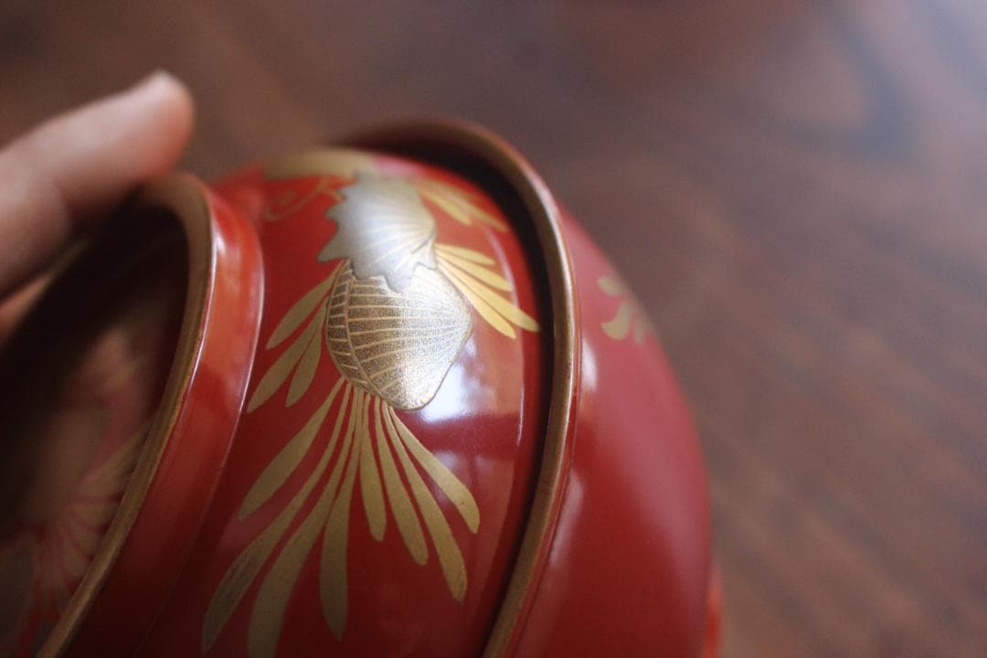 時代逸品！時代金縁朱漆に極上貝尽くし蒔絵の映えるお椀2点（検輪島塗雑煮椀