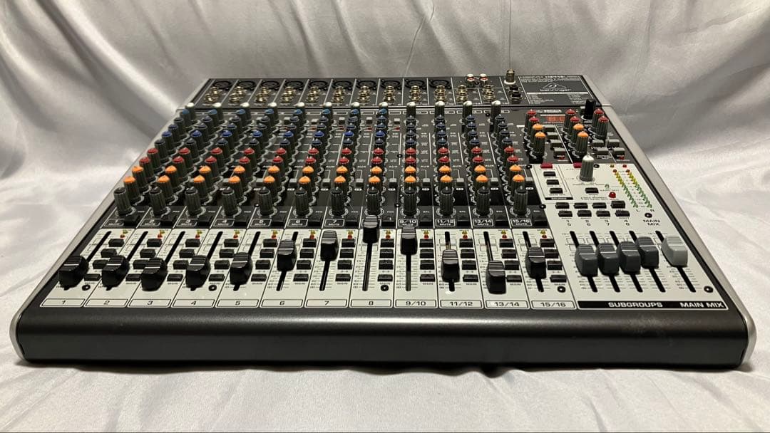 美品 Behringer XENYX X2442USB 16chアナログミキサー