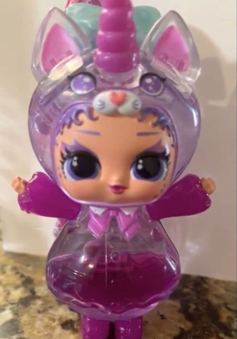 LOLサプライズ　ユニコーン!自分で作るユニコーントッツ人形　lolサプライズ