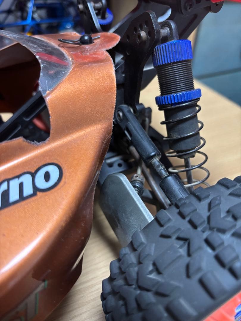 こ*う様 京商 1/8 インファーノ neo 3.0 シャーシ パーツ付き、 ジ