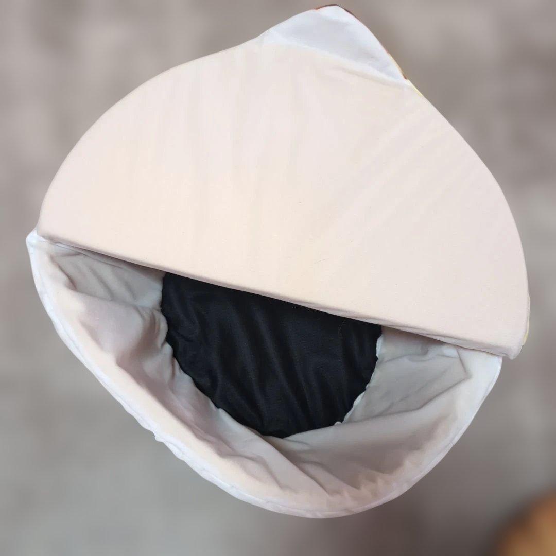 日清 どん兵衛 うどん カップタイプ　ペット用ベッド