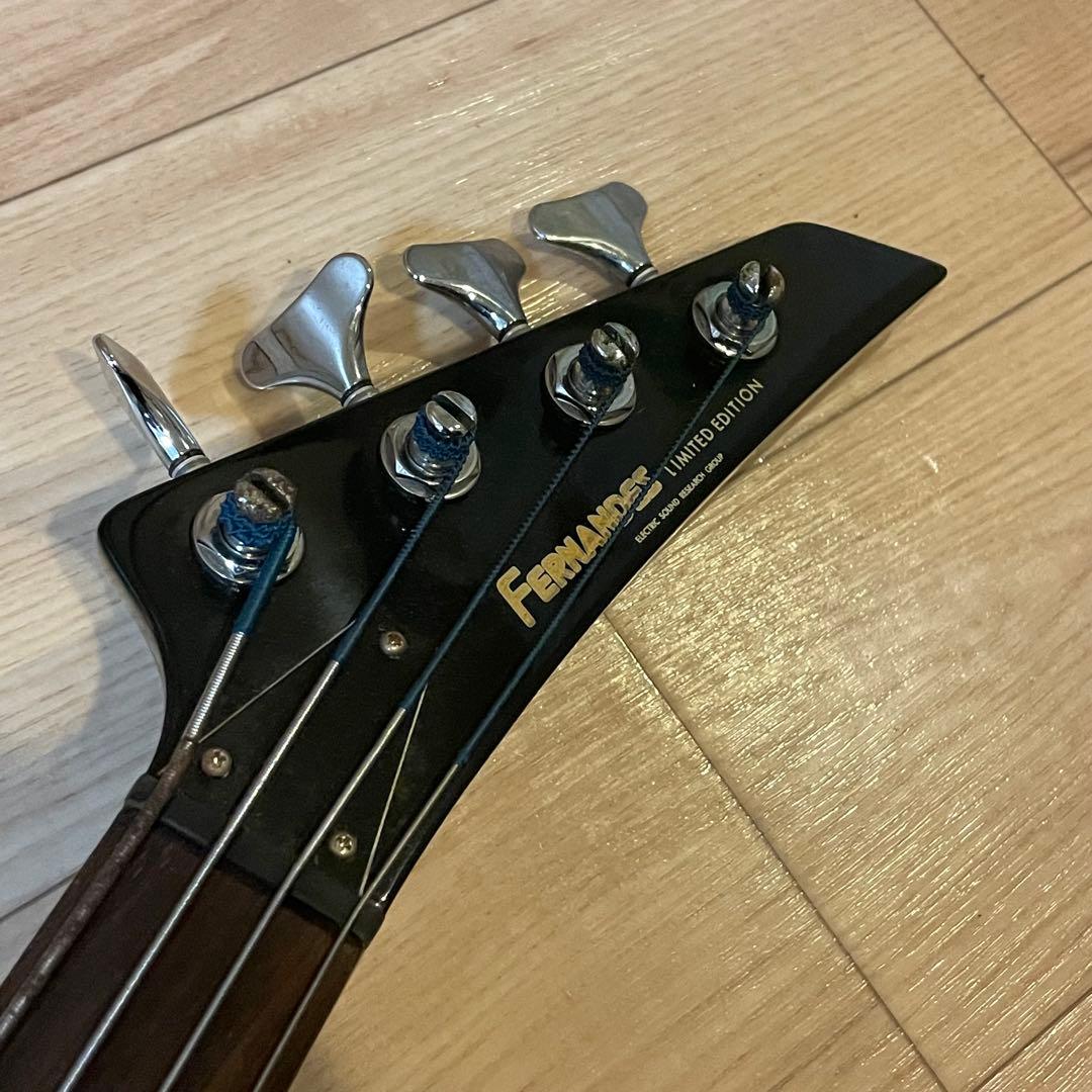 動作未確認　ジャンク　Fernandes リミテッドエディション　エレキベース