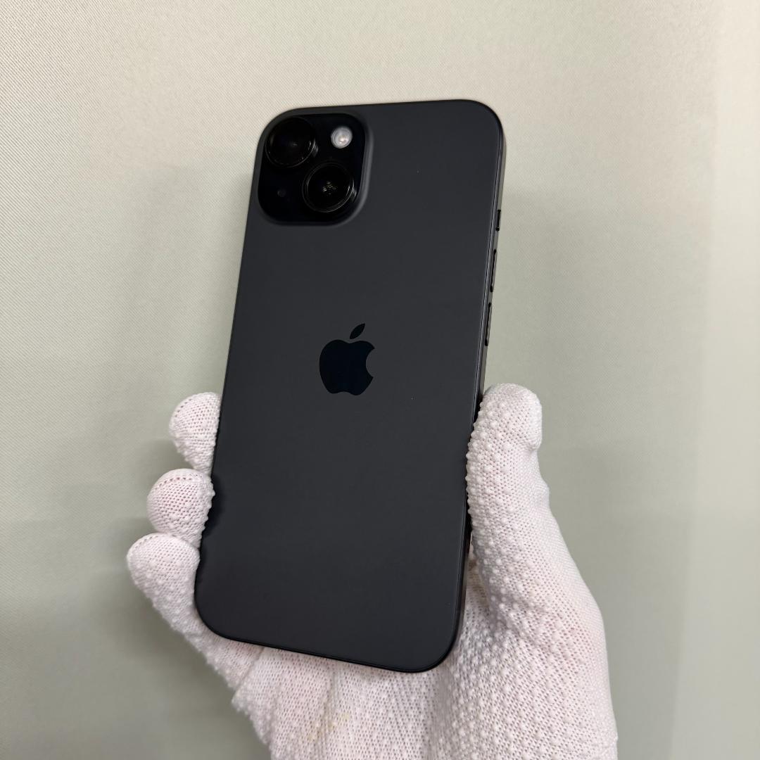 （美品）Apple iPhone15 256GB ブラック