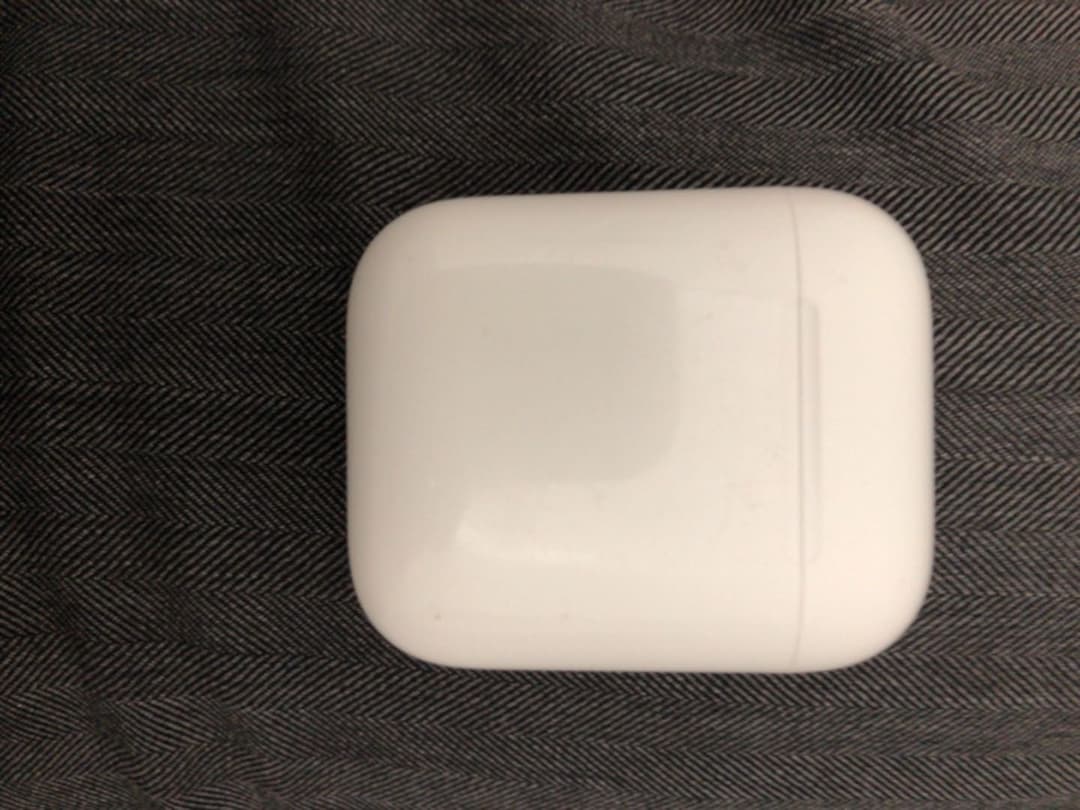 壊れたイヤフォン