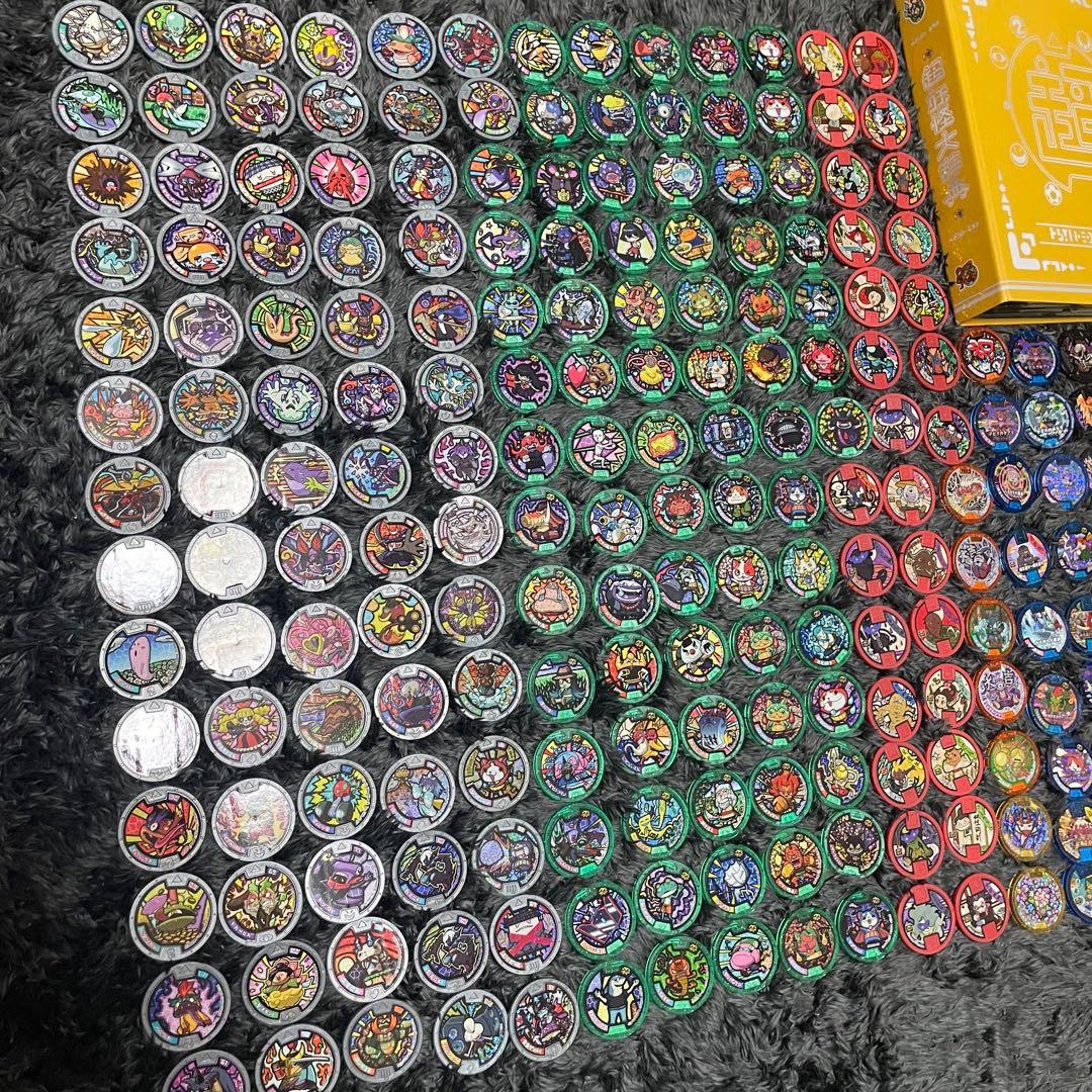 《美品》妖怪メダル　227枚　超大量まとめ売り　妖怪大辞典付き