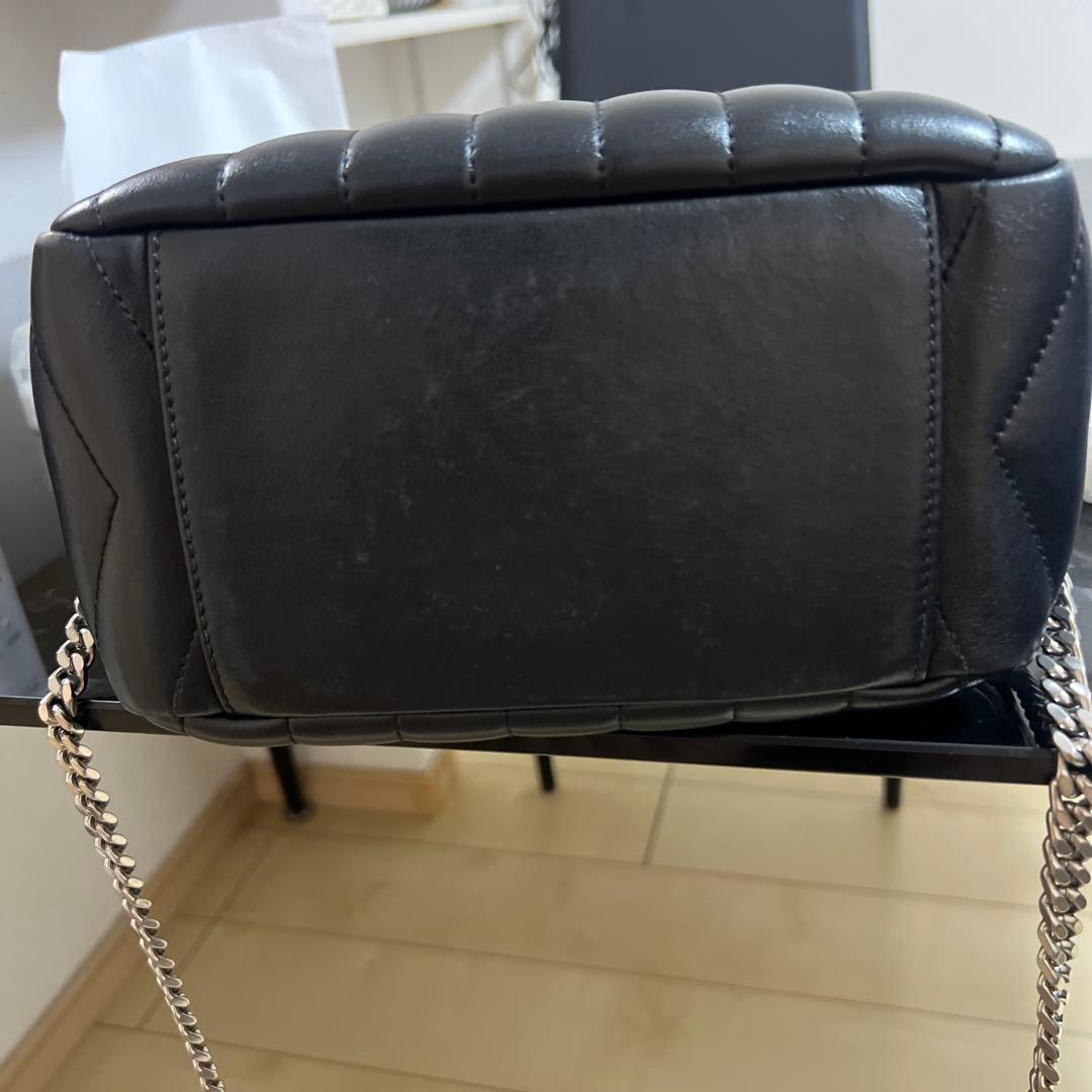 イブサンローラン　チェーンショルダーバック