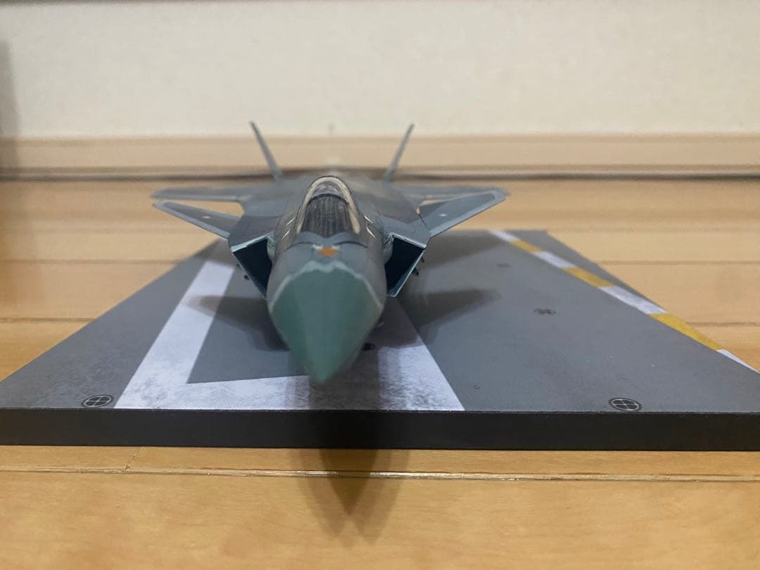 J-20S 1/72スケール戦闘機プラモデル　完成品