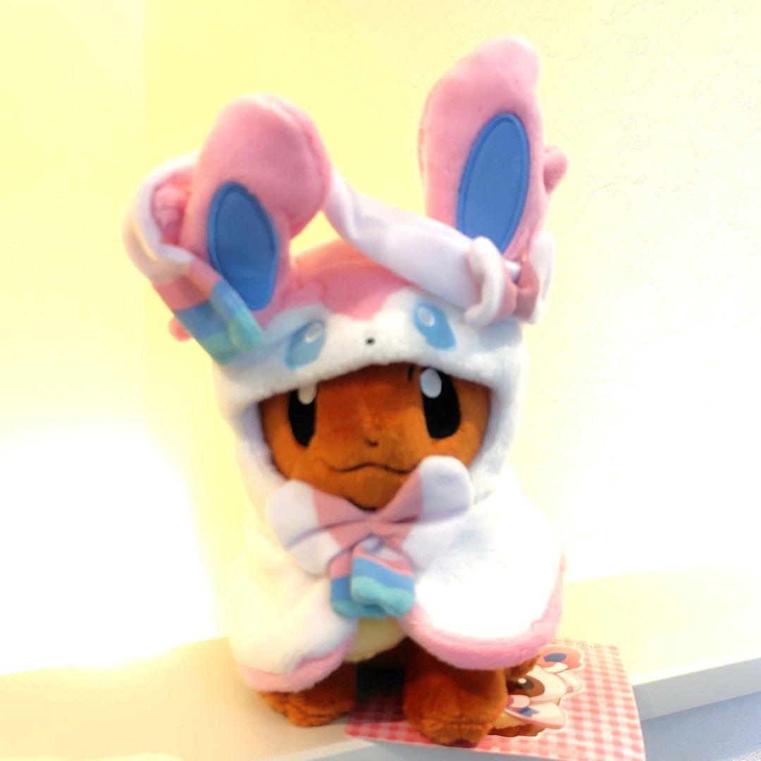 ポケモン ニンフィアのポンチョを着たイーブイ ぬいぐるみ ニンフィア イーブイ