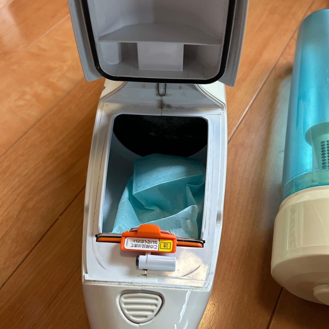 【美品】Makita CL107FD コードレスクリーナー