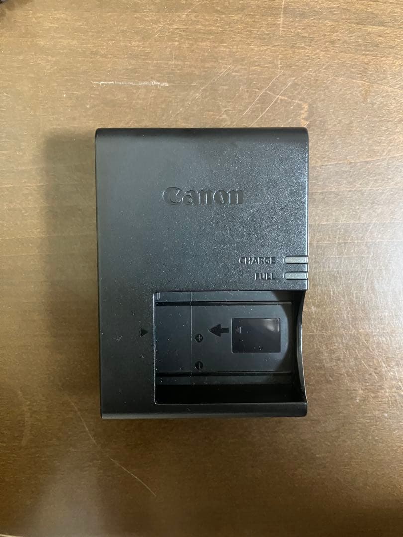 Canon EOS 8000D デジタル一眼レフカメラ レンズ付き