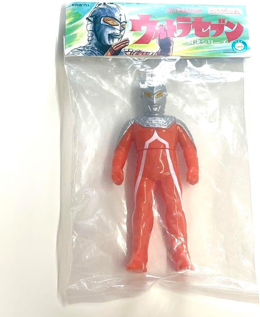 ビックワンクラフト 対決シリーズ ウルトラセブン ギングジョー 全２種セット