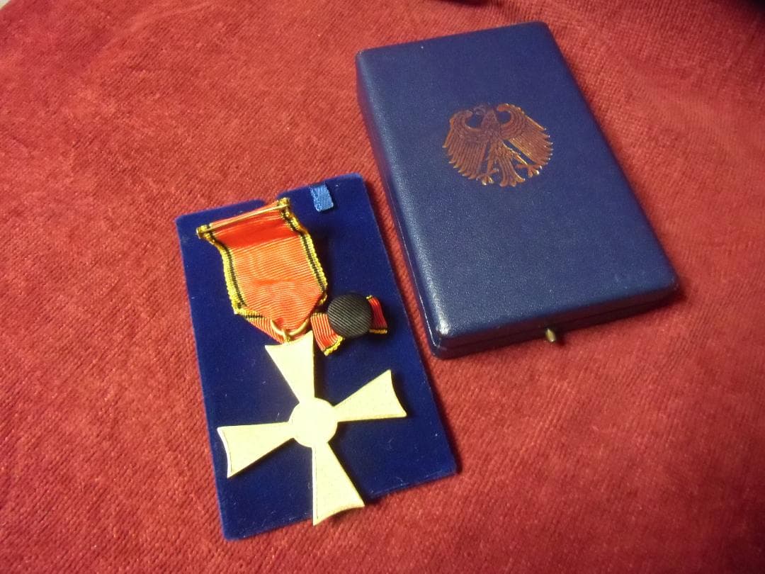 ＢＷドイツ軍/連邦軍＊連邦功労勲章２級/５０年勤続ＧＯＬＤバー付（実物）