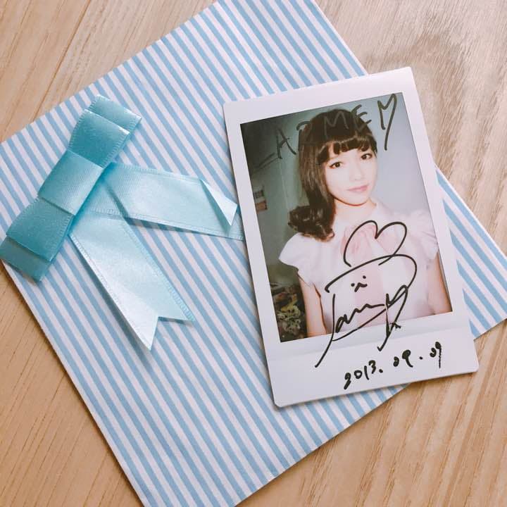 島崎遥香 直筆サイン入り チェキ 1枚様限定ファッション雑誌LARME ぱるる