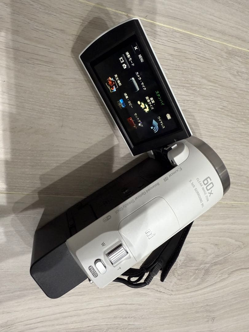 【極美品】SONY デジタルビデオカメラHDRCX680(W)ケース付き。