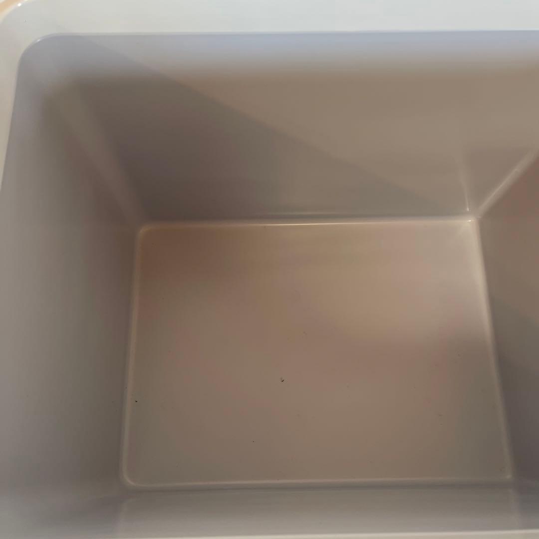 ホワイト冷凍庫 デジタル温度表示