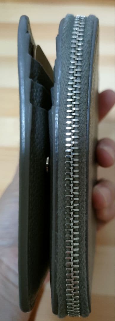 美品SAINT LAURENT グレー 二つ折り財布