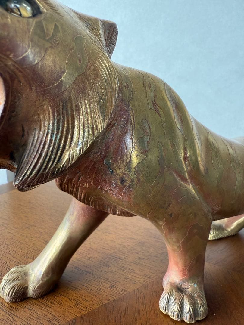 真鍮　ブラス 　オブジェ　虎　タイガー　金　ゴールド　金属　大型