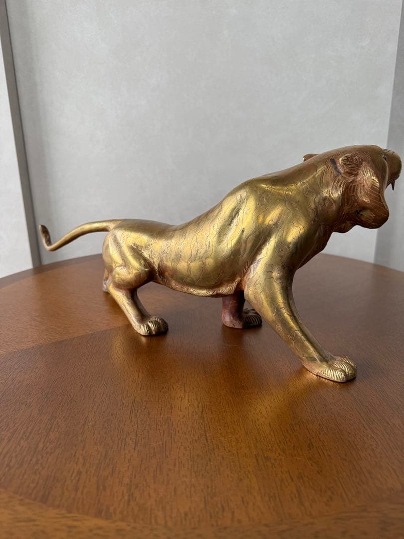 真鍮　ブラス 　オブジェ　虎　タイガー　金　ゴールド　金属　大型