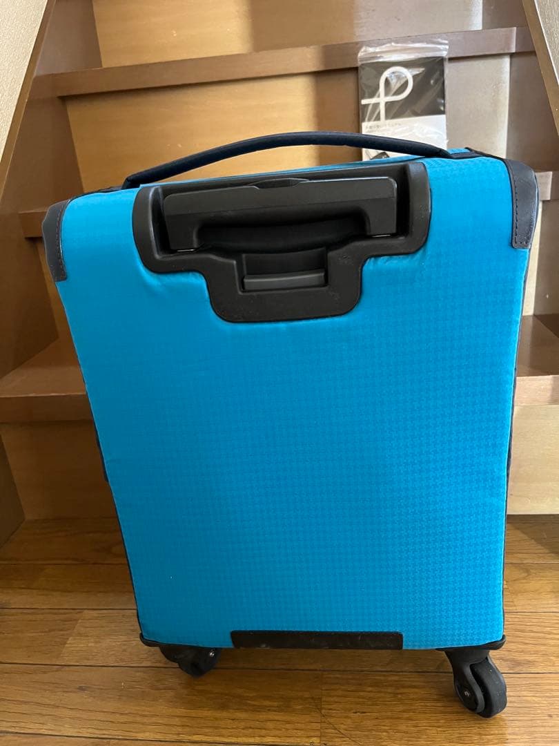 SALE！PROTECA青い小型キャリーケース