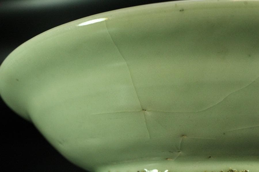 中国美術 白磁 刻 三魚紋 盤 φ31.5cm 明(K-XA764)