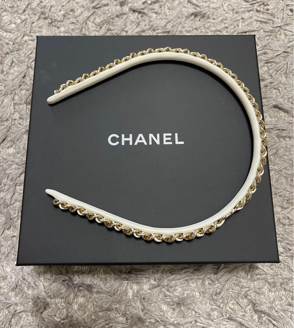 2024 現行品色違いCHANELシャネル チェーン カチューシャ 黒×ゴールド