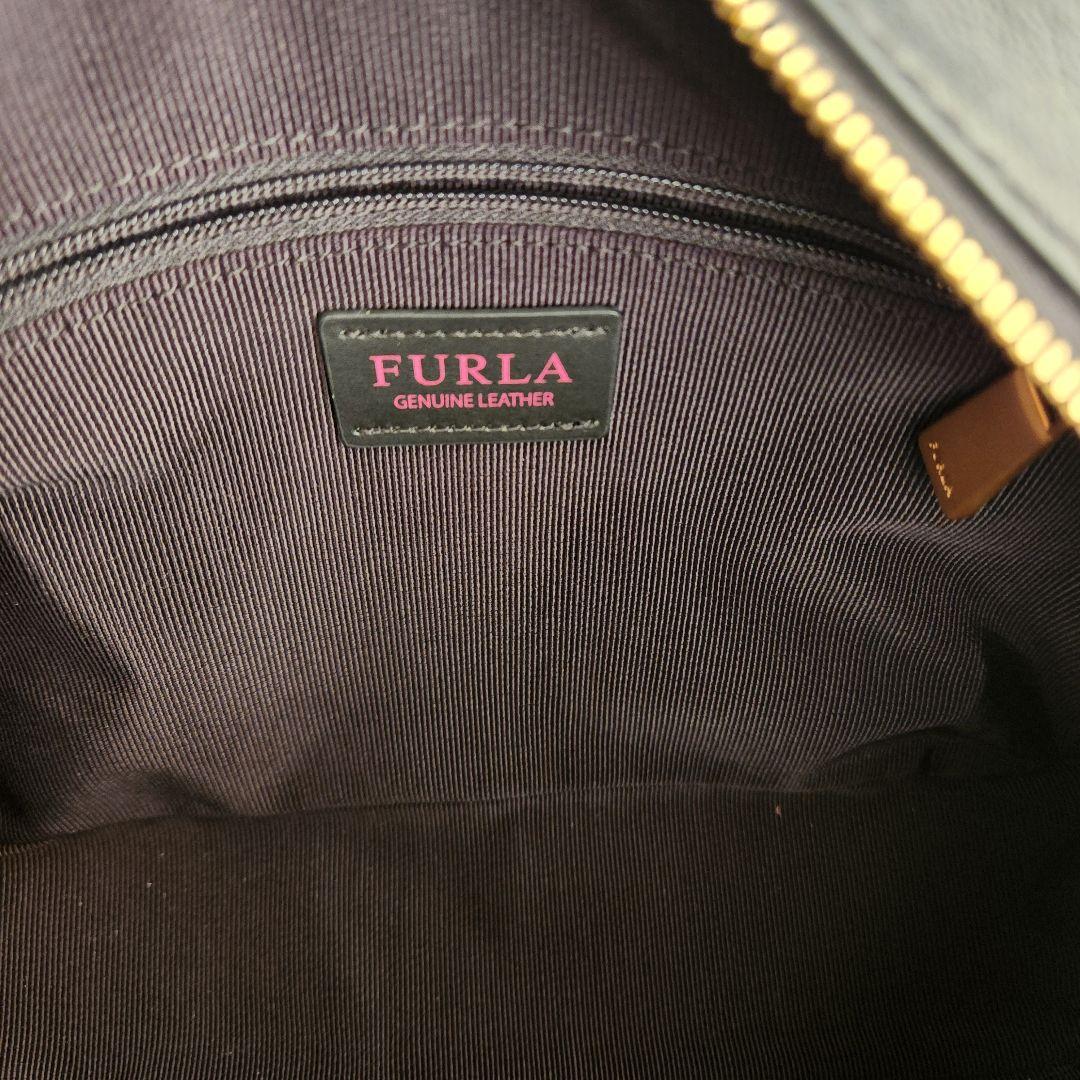 FURLA ブラック ショルダーバッグほぼ未使用！