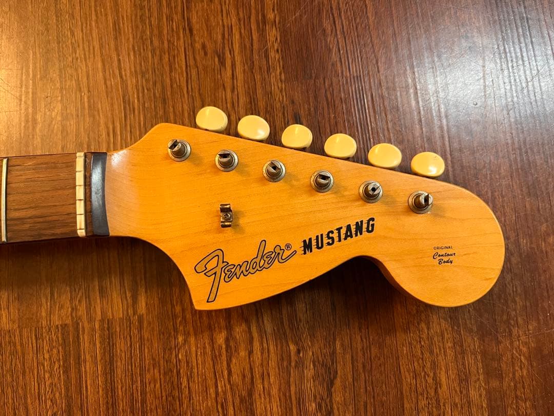 Fender Japan Mustang カートコバーンモデル
