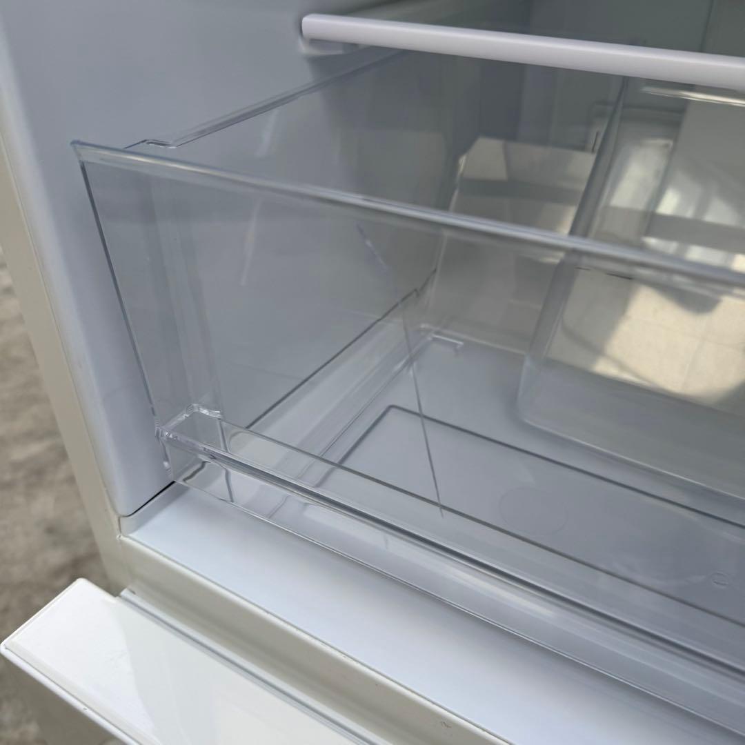 76⭐️2023年製★無印良品　冷蔵庫　レトロ風　ホワイト　人気　一人暮らし